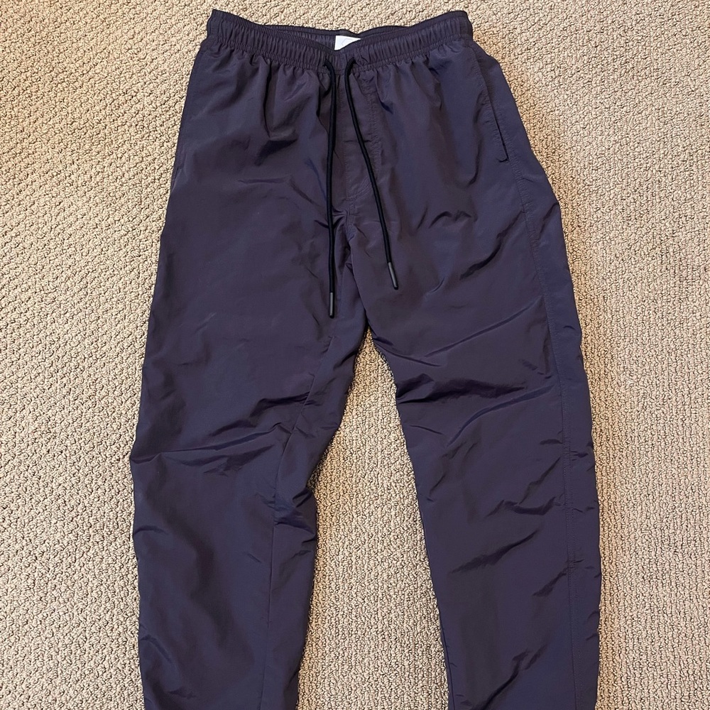 Small black urban outfitters pants (great condition)
